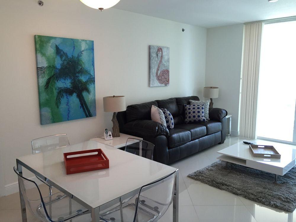 Churchill Suites Miami Brickell - One Broadway Экстерьер фото