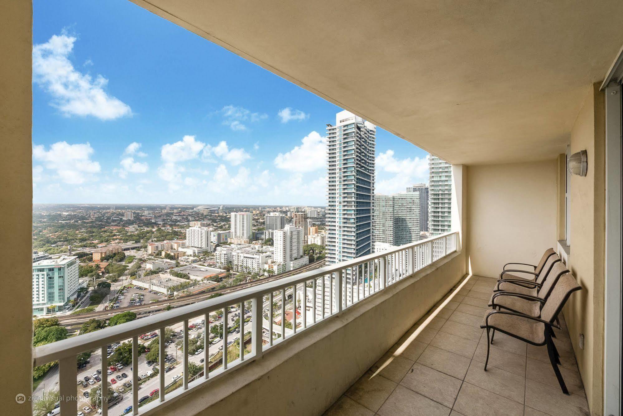 Churchill Suites Miami Brickell - One Broadway Экстерьер фото