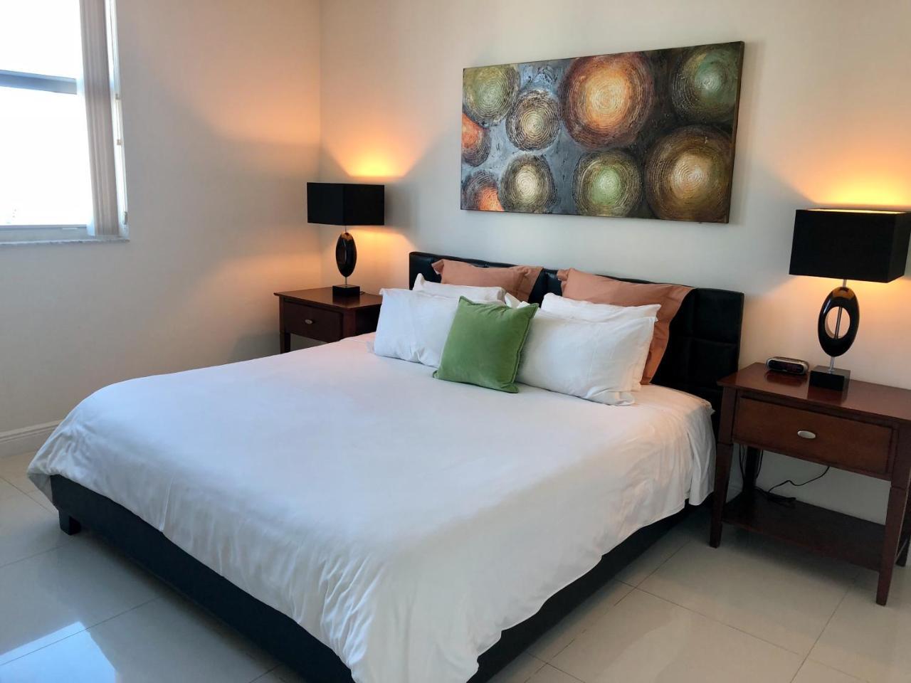 Churchill Suites Miami Brickell - One Broadway Экстерьер фото